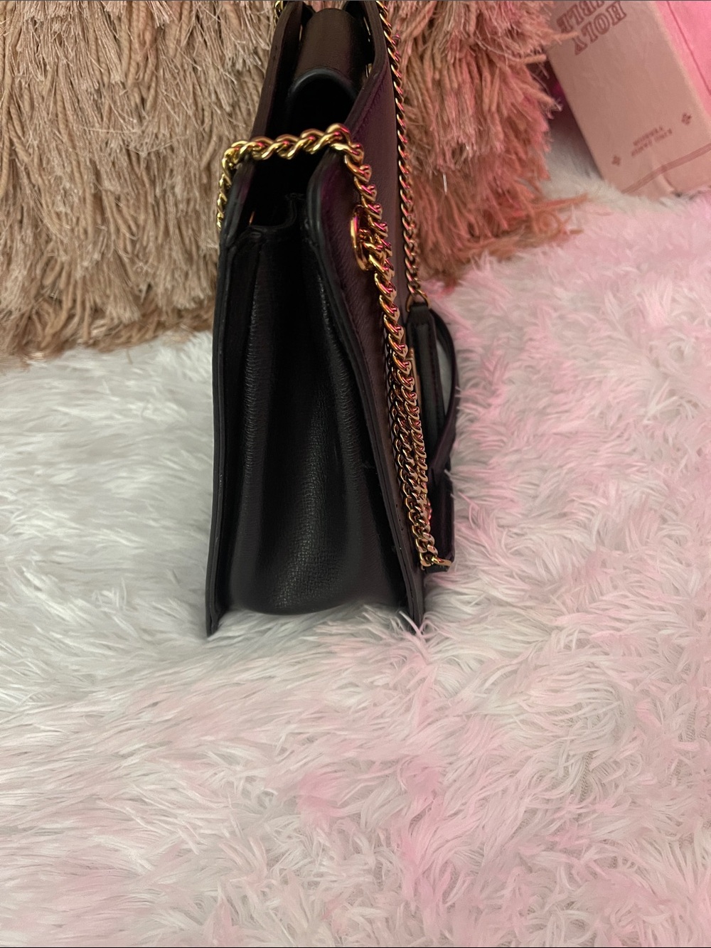 Karl Lagerfeld Black Shoulder Bag with Gold Chain - Picture 2 of 11